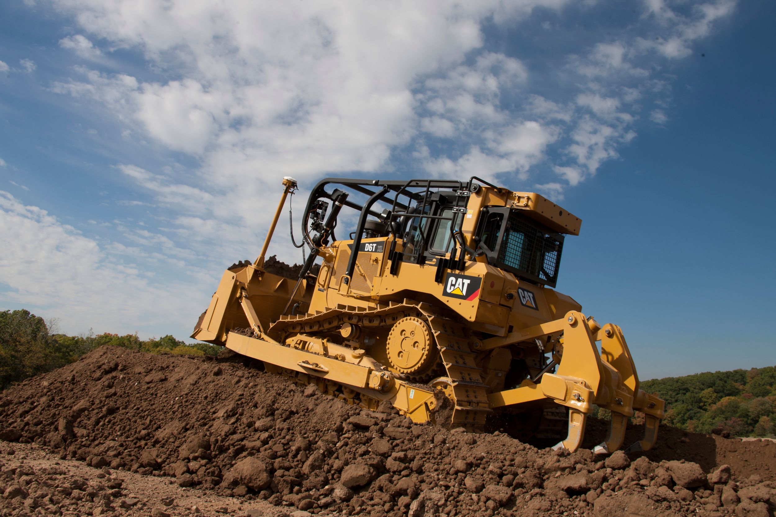Cat D6T Medium Crawler Dozer