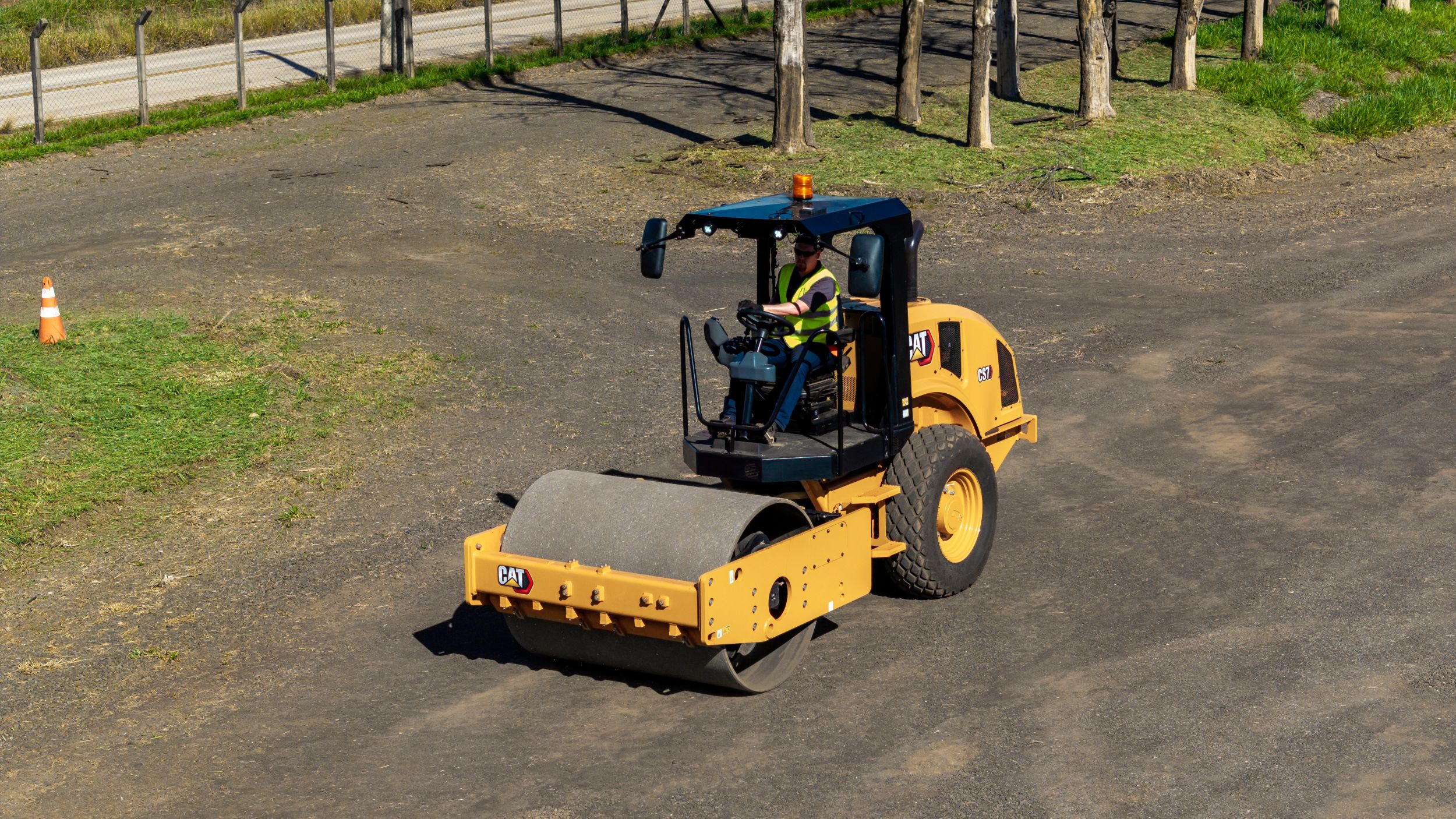 CS7 Vibratory Soil Compactor