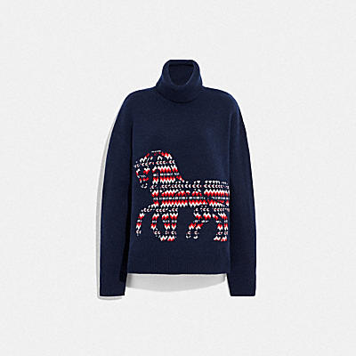 HORSE AND CARRIAGE INTARSIA TURTLENECK SWEATER IN RECYCLED WOOL AND CASHMERE