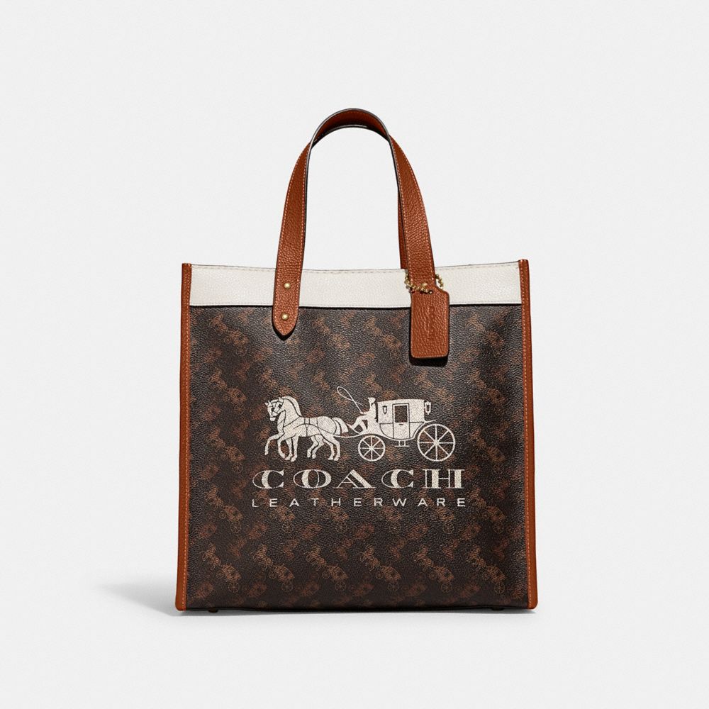 FIELD TOTE WITH HORSE AND CARRIAGE PRINT AND CARRIAGE BADGE