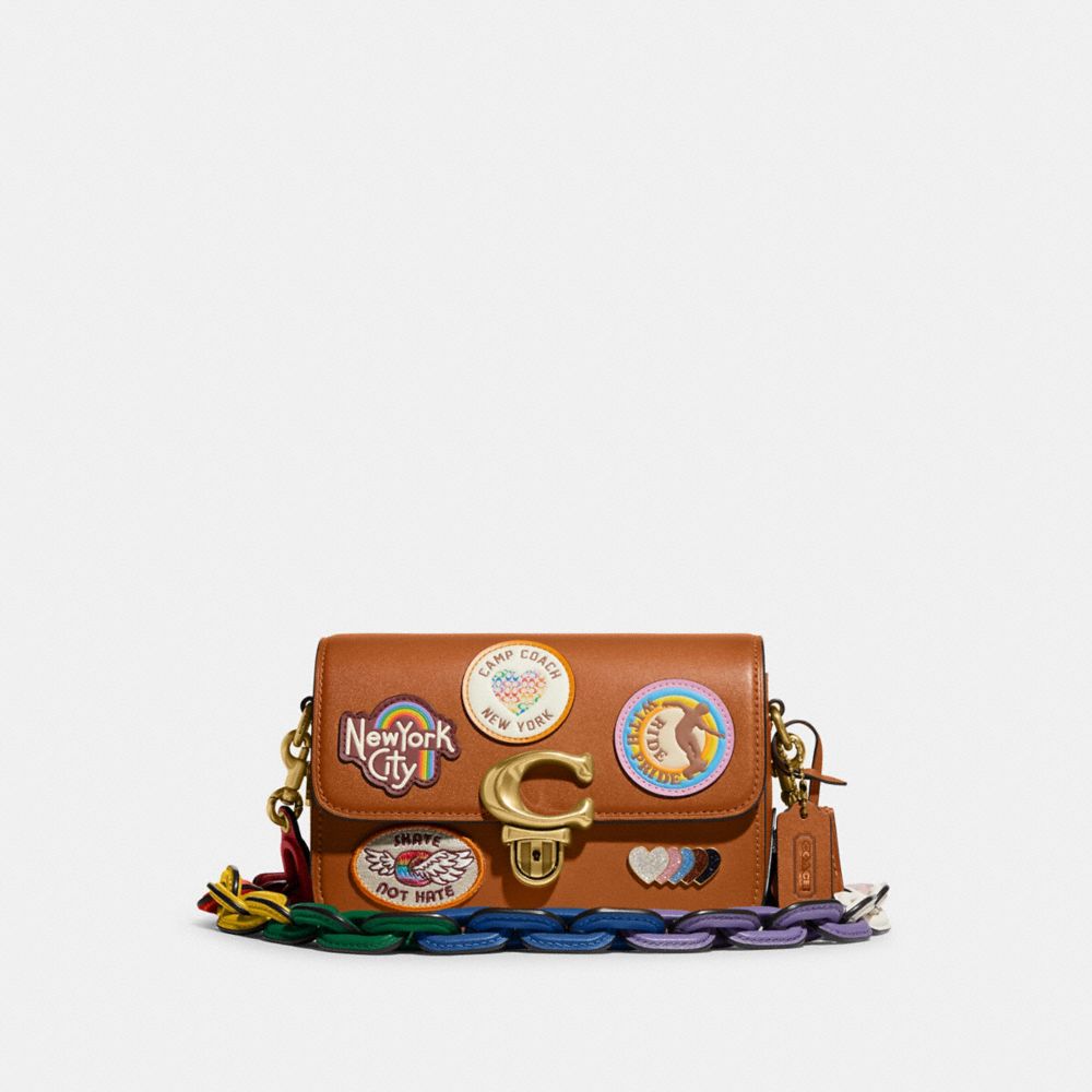 STUDIO SHOULDER BAG 19 WITH PATCHES