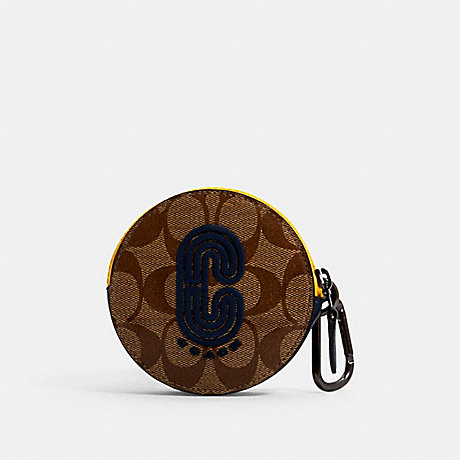 COACH ROUND HYBRID POUCH IN COLORBLOCK SIGNATURE CANVAS WITH COACH PATCH - QB/TAN MULTI - 1300