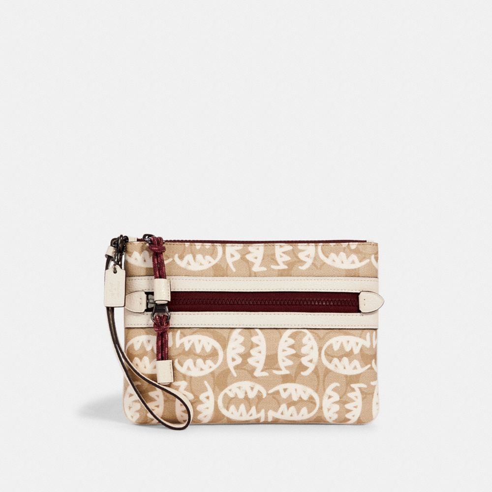 COACH 2656 VALE GALLERY POUCH IN SIGNATURE CANVAS WITH REXY BY GUANG YU QB/LIGHT-KHAKI/CHALK-MULTI