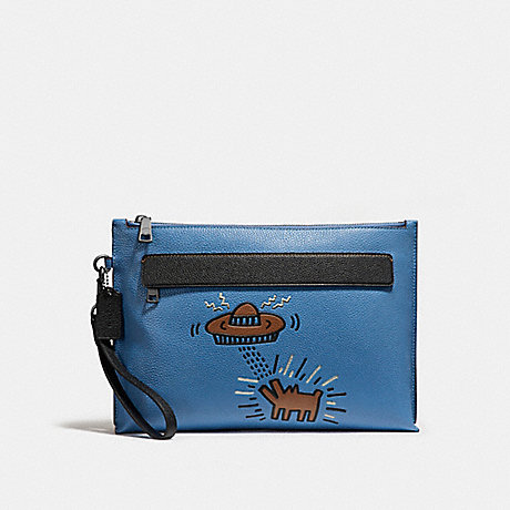 COACH COACH X KEITH HARING POUCH - LAPIS UFO DOG - 29563