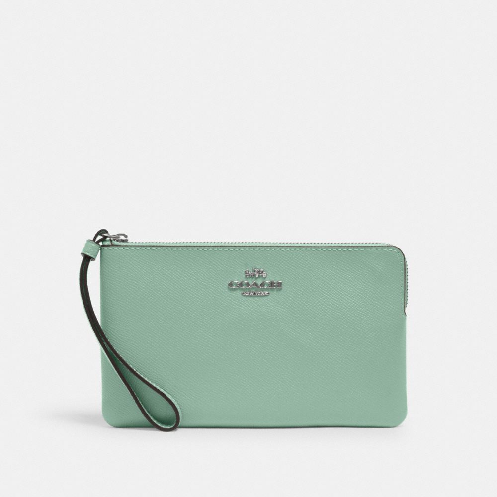 COACH 3888 - LARGE CORNER ZIP WRISTLET SV/WASHED GREEN