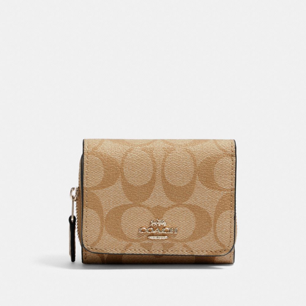 COACH 41302 SMALL TRIFOLD WALLET IN SIGNATURE CANVAS SV/LIGHT KHAKI/PALE GREEN