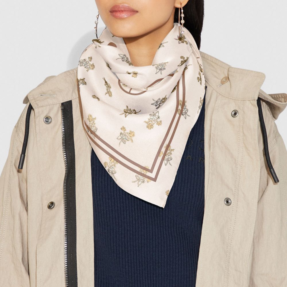 HORSE AND CARRIAGE SILK SQUARE SCARF-BLOSSOM