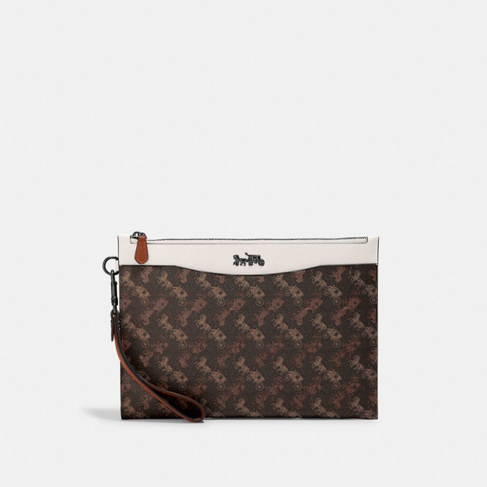 Hitch Pouch With Horse And Carriage Print