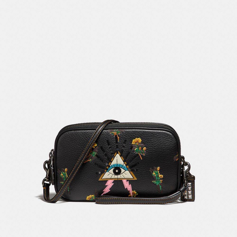 SADIE CROSSBODY CLUTCH WITH PYRAMID EYE - V5/BLACK - COACH 51126