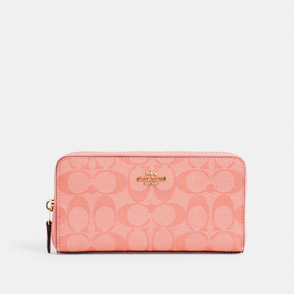 coach accordion