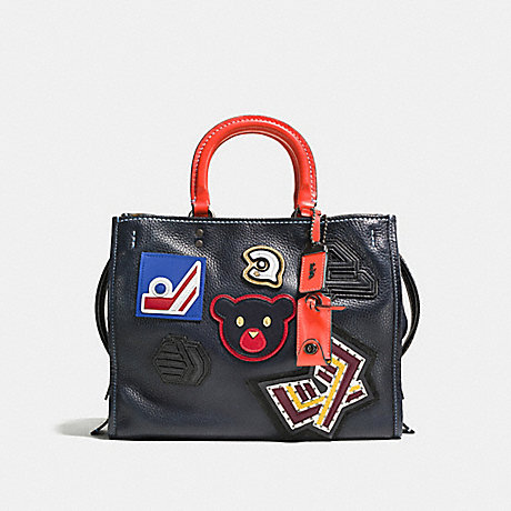 COACH VARSITY PATCH ROGUE BAG IN PEBBLE LEATHER - BP/NAVY - 57231