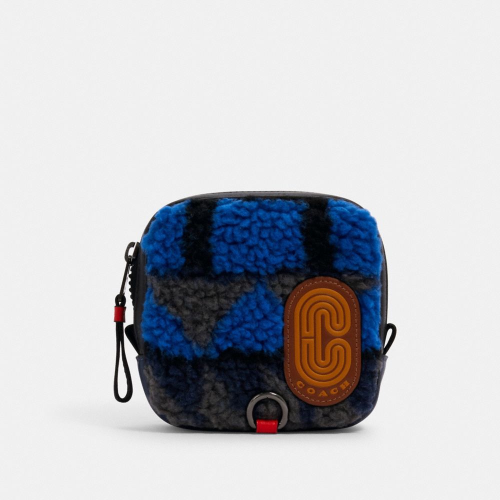 SQUARE HYBRID POUCH WITH GEO PRINT AND COACH PATCH - 5799 - QB/BLUE MULTI