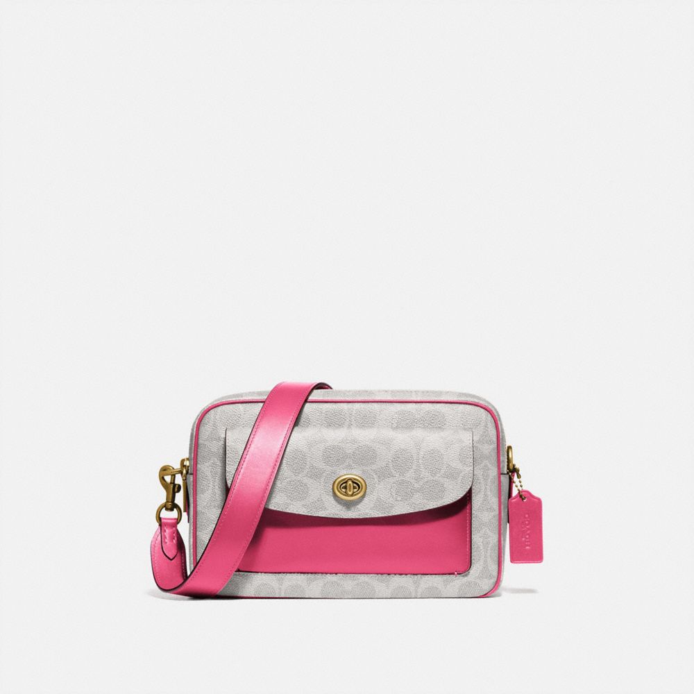 Cassie Camera Bag In Signature Canvas - BRASS/CHALK CONFETTI PINK - COACH 640