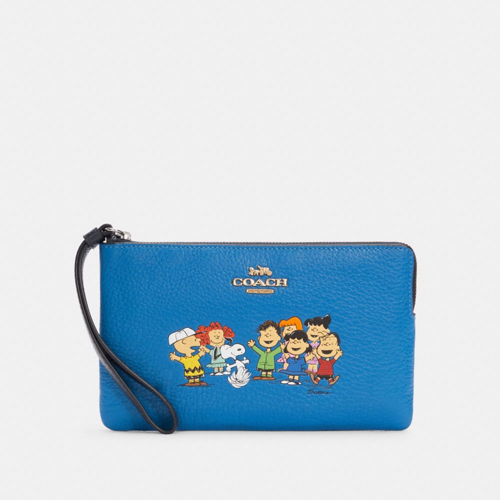 COACH X PEANUTS LARGE CORNER ZIP WRISTLET WITH SNOOPY AND FRIENDS - SV/VIVID BLUE - COACH 6481