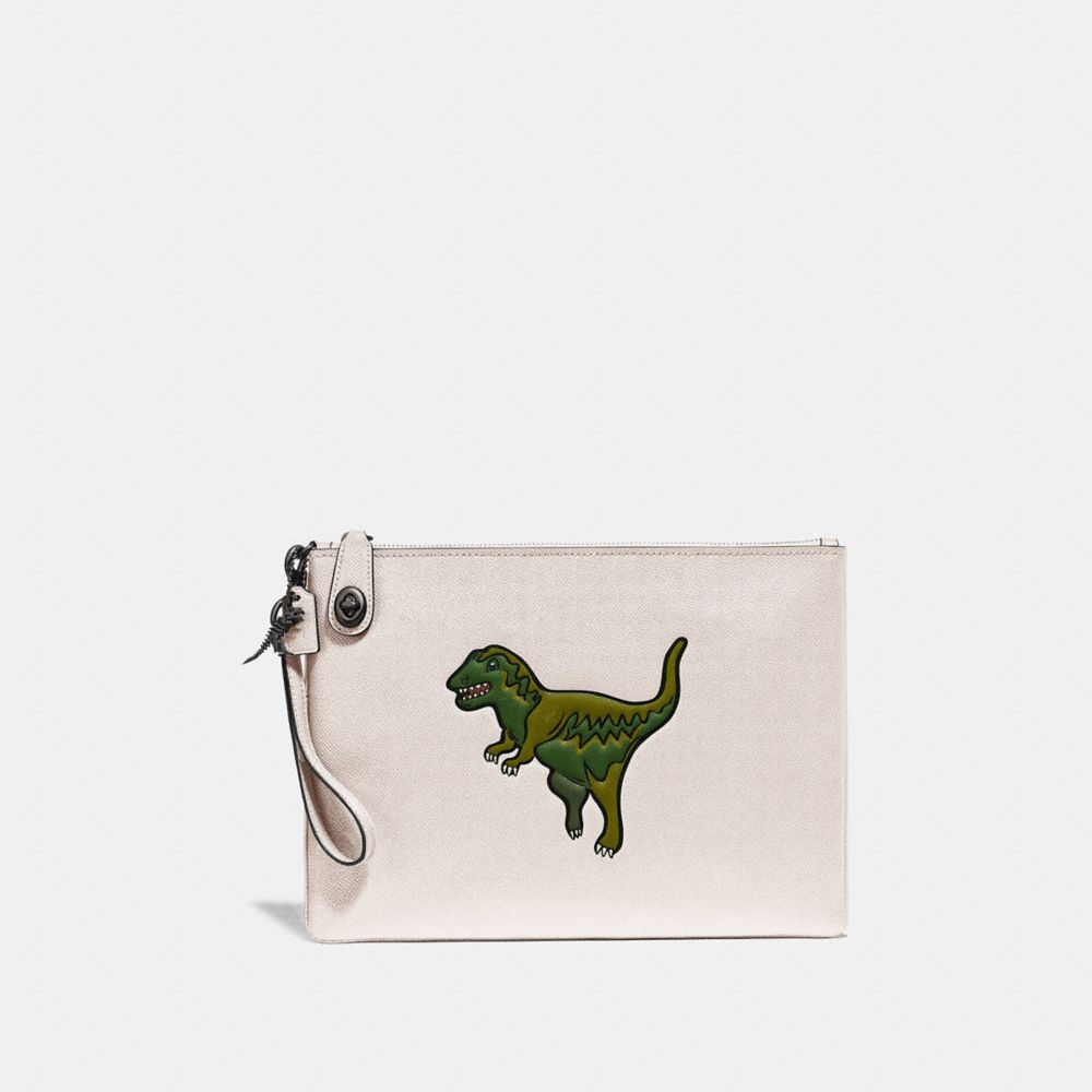 COACH TURNLOCK POUCH WITH REXY - CHALK - 68248