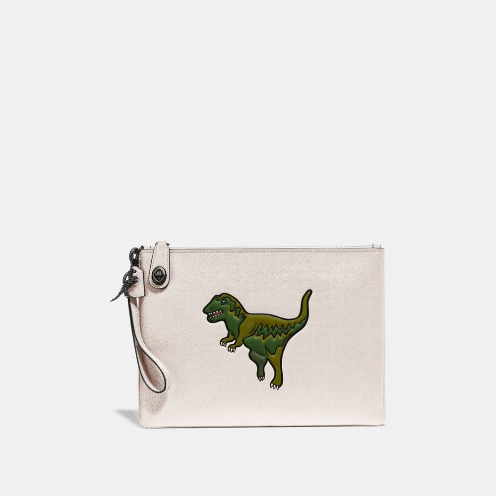 COACH 68248 TURNLOCK POUCH WITH REXY CHALK