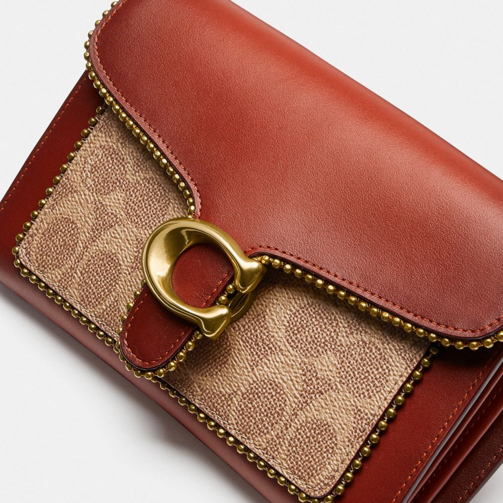 COACH Official Site Official page | TABBY CHAIN CLUTCH IN 