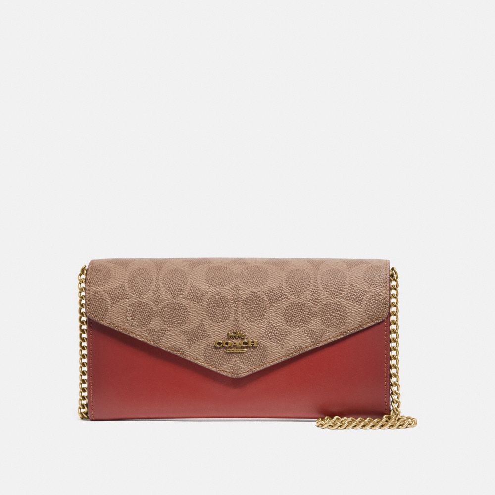 COACH ENVELOPE CHAIN WALLET IN COLORBLOCK SIGNATURE CANVAS - B4/TAN RUST - 72795