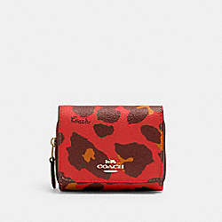 Small Trifold Wallet With Leopard Print - GOLD/BRIGHT POPPY - COACH 7285