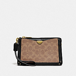 DREAMER WRISTLET IN SIGNATURE CANVAS - TAN BLACK/BRASS - COACH 73958