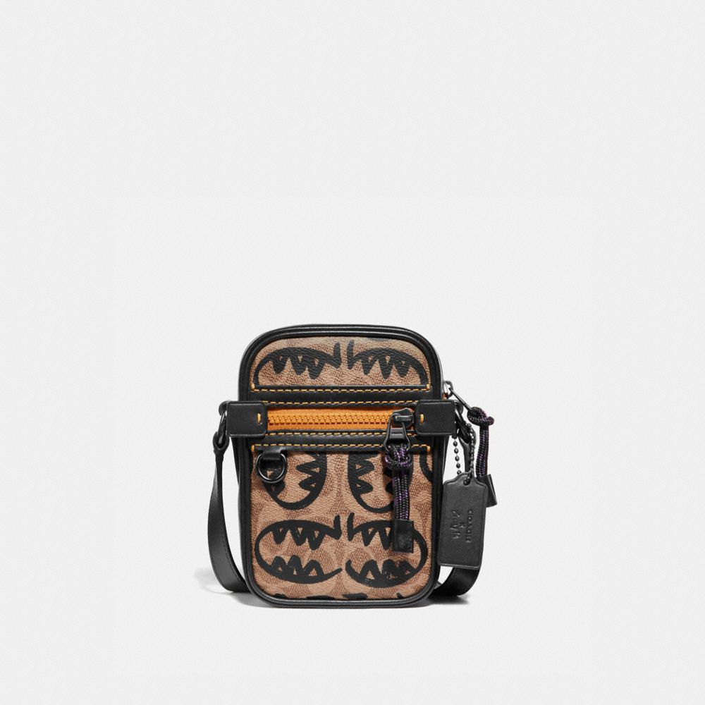 COACH 75762 DYLAN 10 IN SIGNATURE CANVAS WITH REXY BY GUANG YU KHAKI/BLACK-COPPER