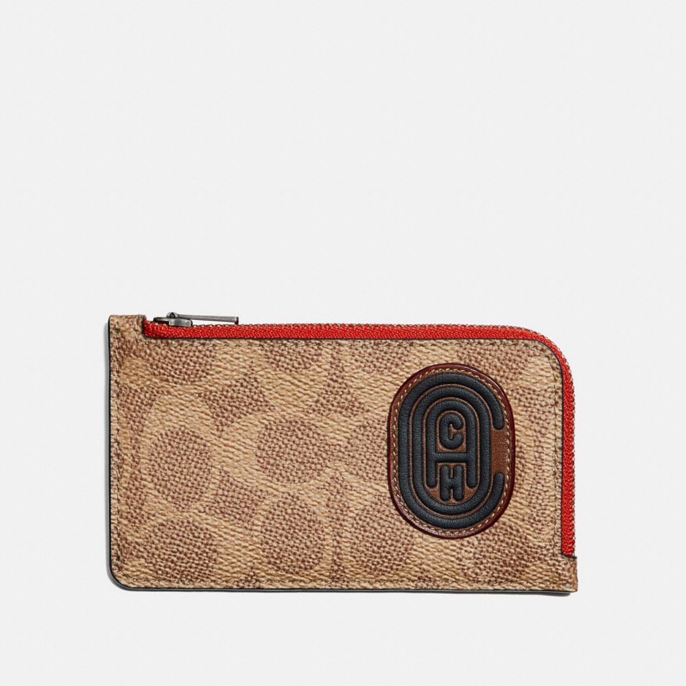 COACH L-ZIP CARD CASE WITH SIGNATURE CANVAS BLOCKING AND COACH PATCH - TAN SIGNATURE MULTI - 76423