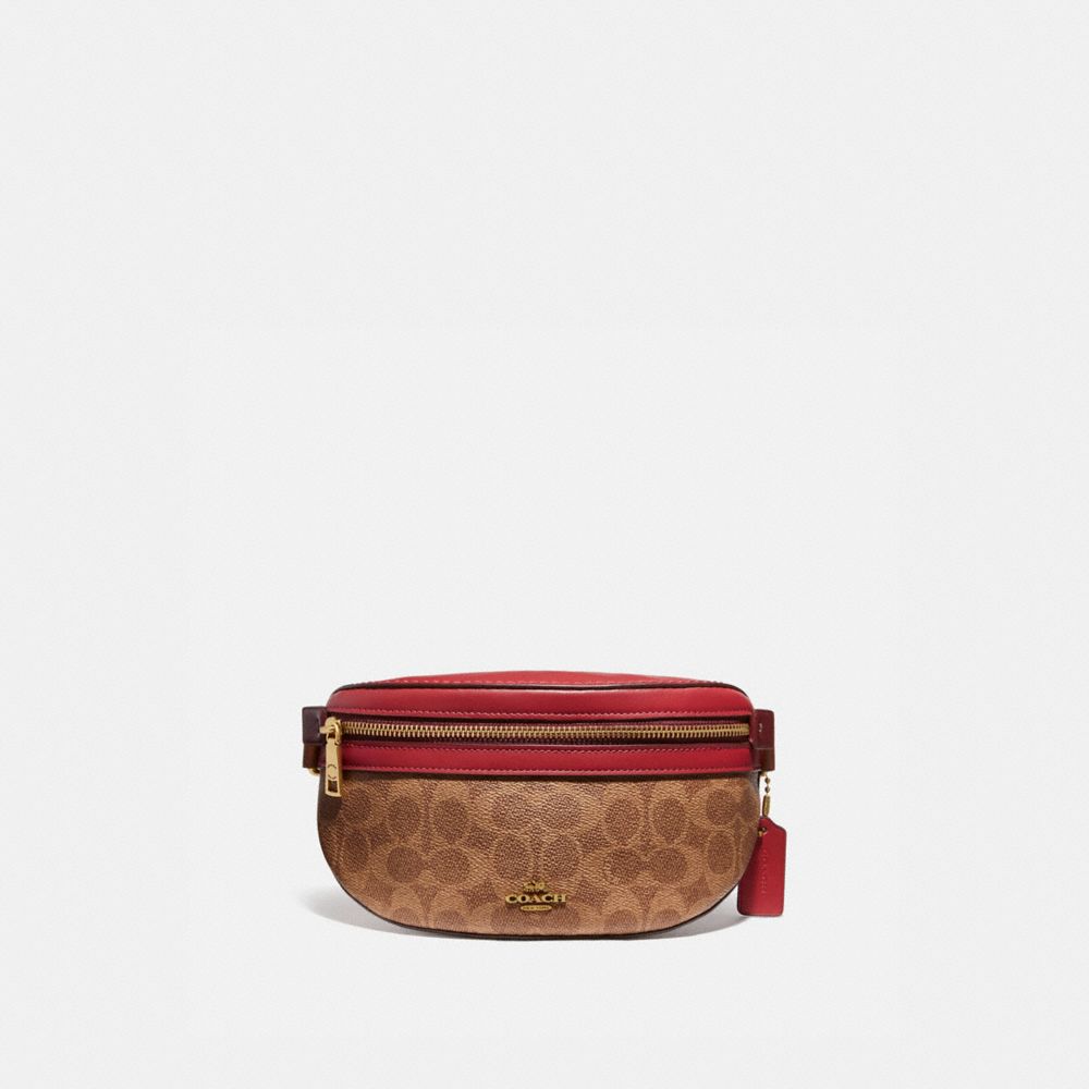 BETHANY BELT BAG IN COLORBLOCK SIGNATURE CANVAS - 846 - BRASS/TAN RED APPLE MULTI