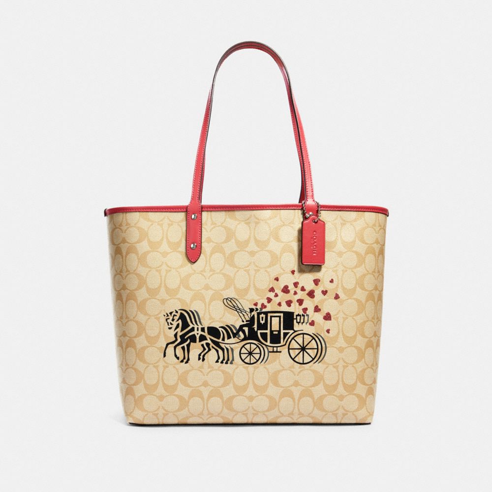 coach horse and carriage tote bag