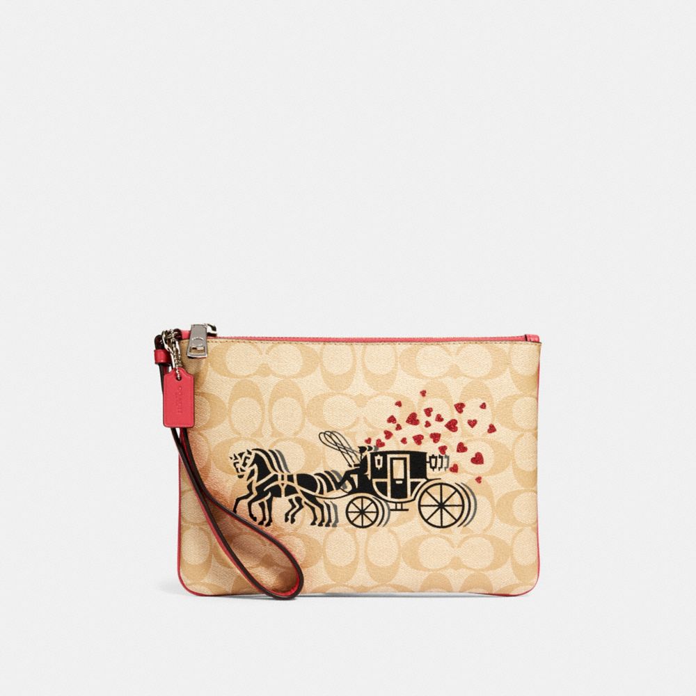 COACH GALLERY POUCH IN SIGNATURE CANVAS WITH HORSE AND CARRIAGE HEARTS MOTIF - SV/LIGHT KHAKI MULTI/POPPY - 91543