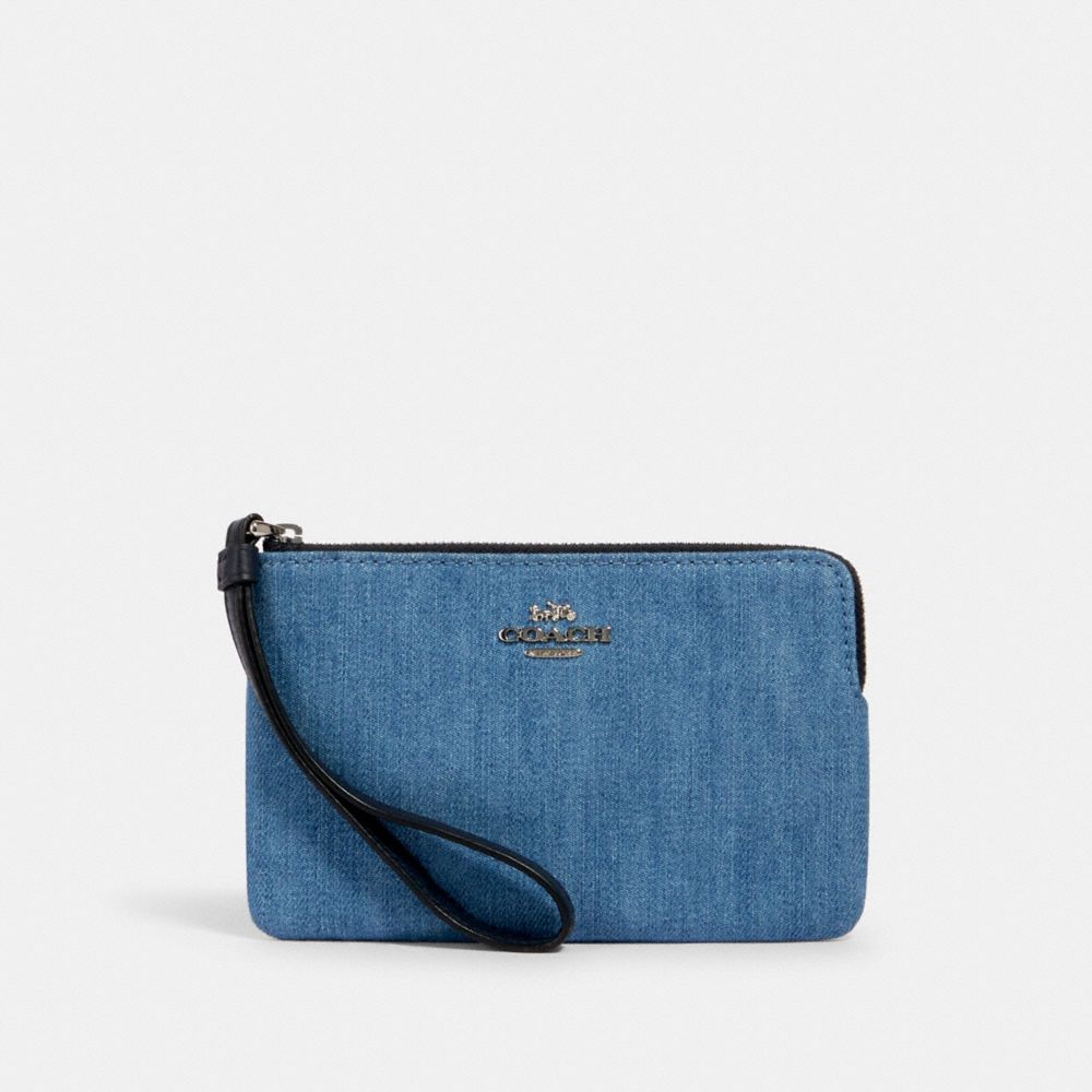 COACH CORNER ZIP WRISTLET - SV/DENIM MULTI - 92623