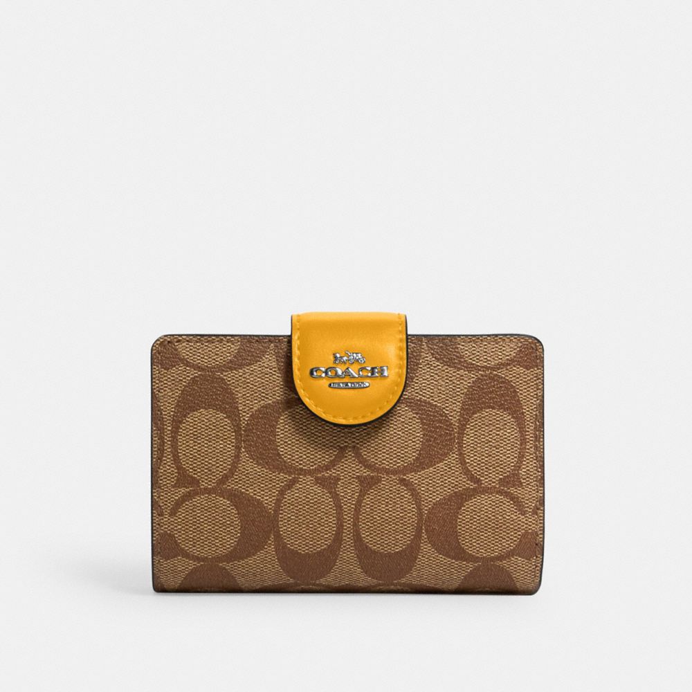 COACH C0082 MEDIUM CORNER ZIP WALLET IN SIGNATURE CANVAS QB/KHAKI/OCHRE