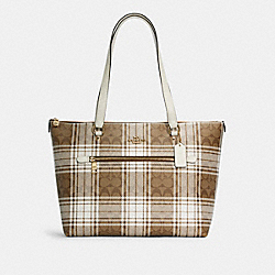 Gallery Tote In Signature Canvas With Hunting Fishing Plaid Print - GOLD/KHAKI CHALK MULTI - COACH C0553