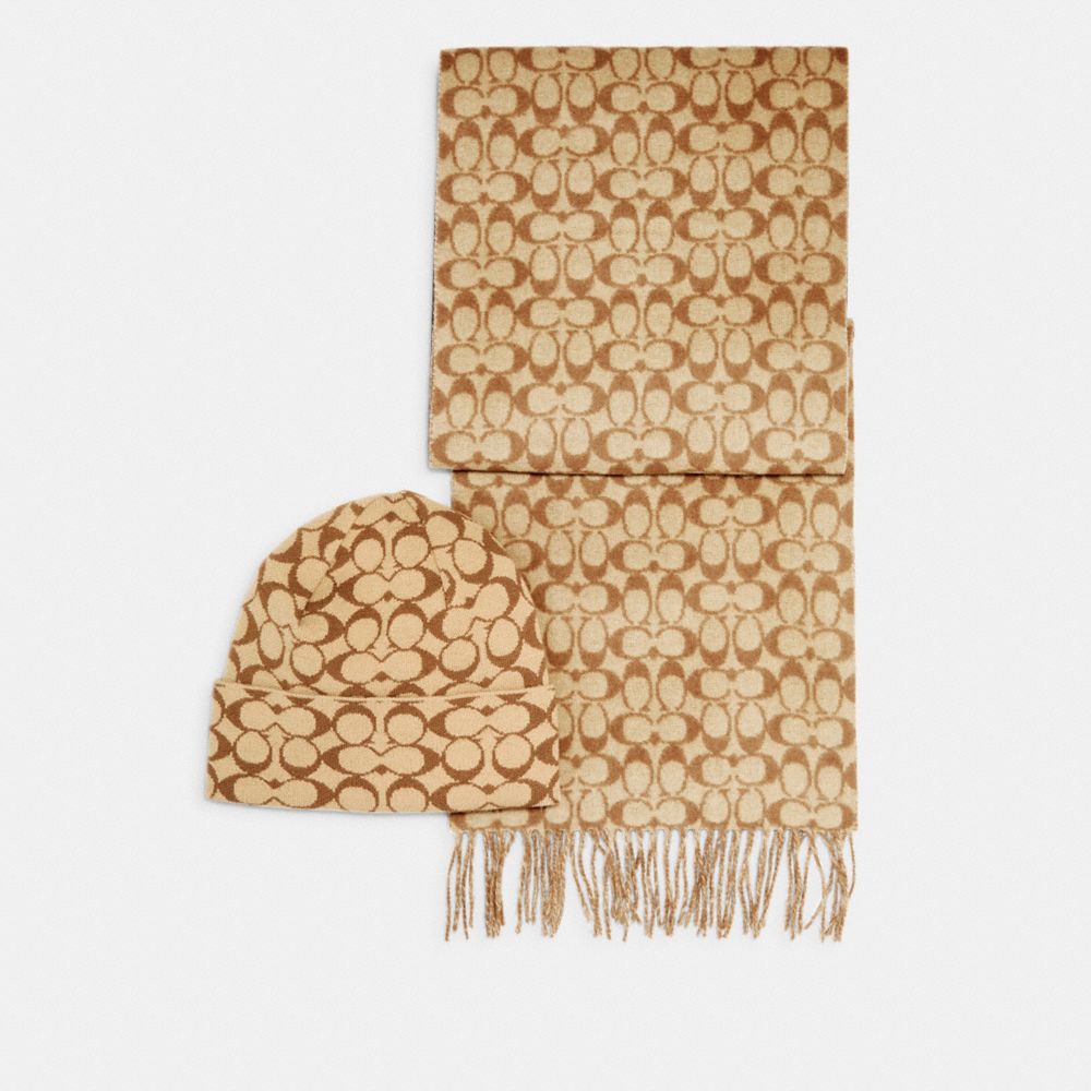 COACH C0647 - SIGNATURE SCARF AND HAT SET KHAKI SIGNATURE