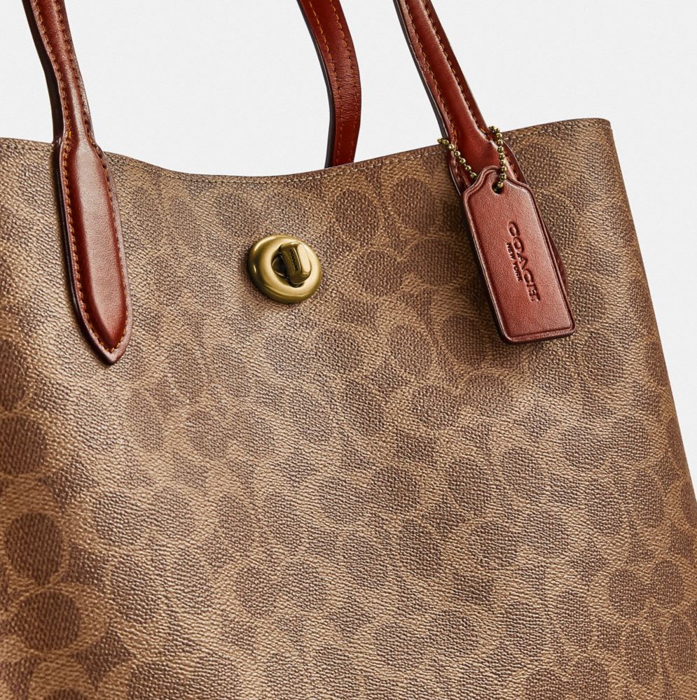 WILLOW TOTE IN SIGNATURE CANVAS
