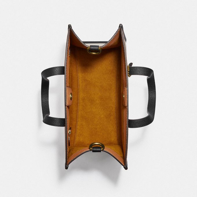 COACH Official Site Official page | FIELD TOTE 30 IN COLORBLOCK WITH COACH  BADGE