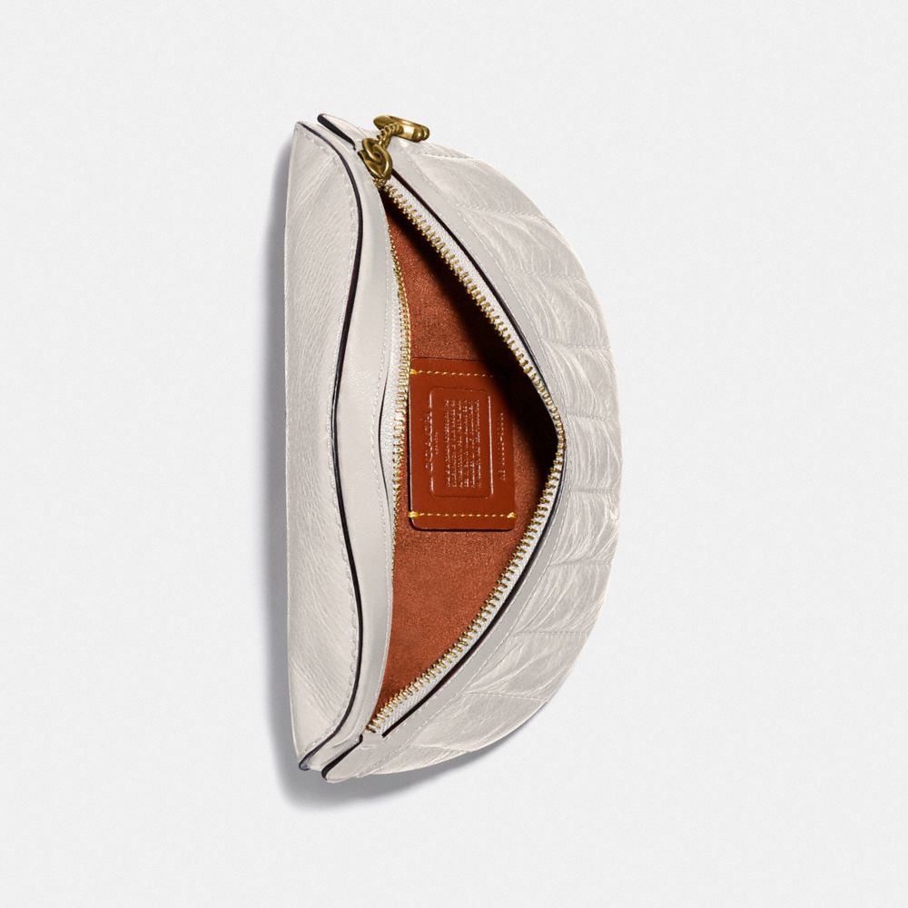 CHAIN BELT BAG WITH QUILTING-B4/CHALK