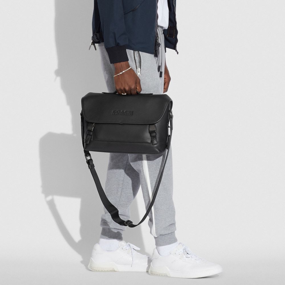 公式 Coach コーチ リーグ バイク バッグ 全てのメンズバッグ