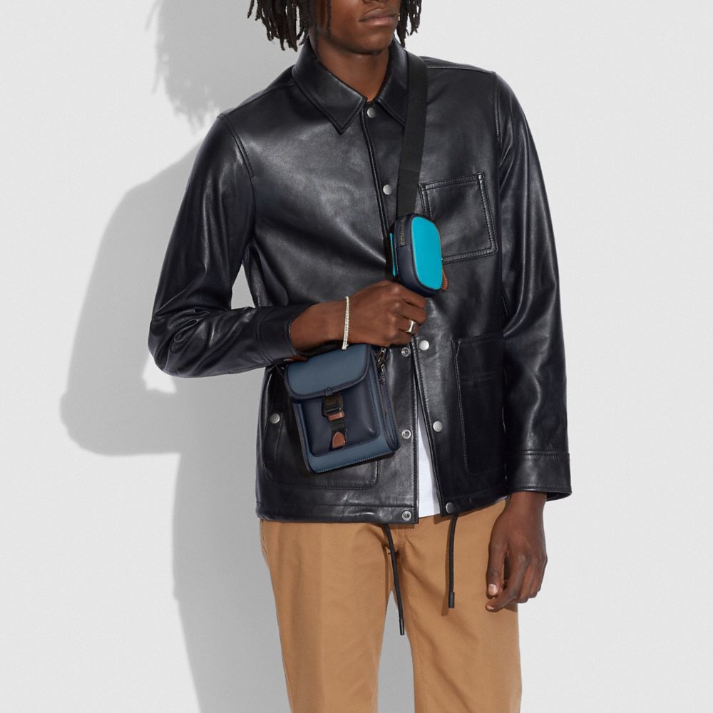 CHARTER NORTH/SOUTH CROSSBODY WITH HYBRID POUCH IN COLORBLOCK