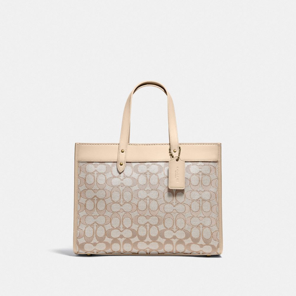 Field Tote 30 In Signature Jacquard - C3282 - BRASS/STONE IVORY