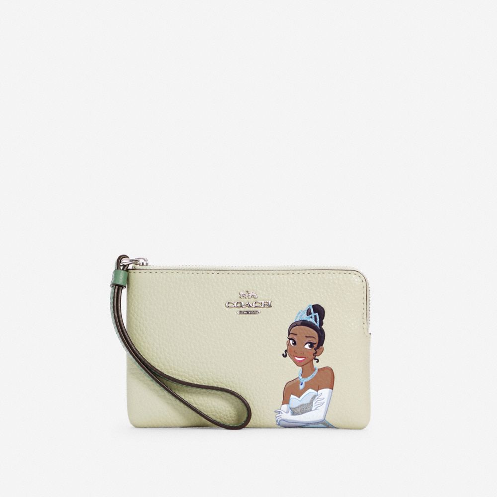 DISNEY X COACH CORNER ZIP WRISTLET WITH TIANA - SV/WASHED GREEN MULTI - COACH C3362