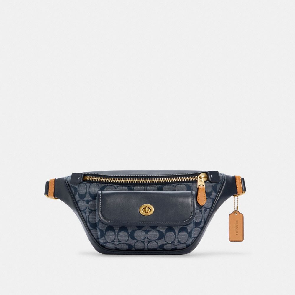 HERITAGE BELT BAG IN SIGNATURE CHAMBRAY - C4035 - B4/DENIM