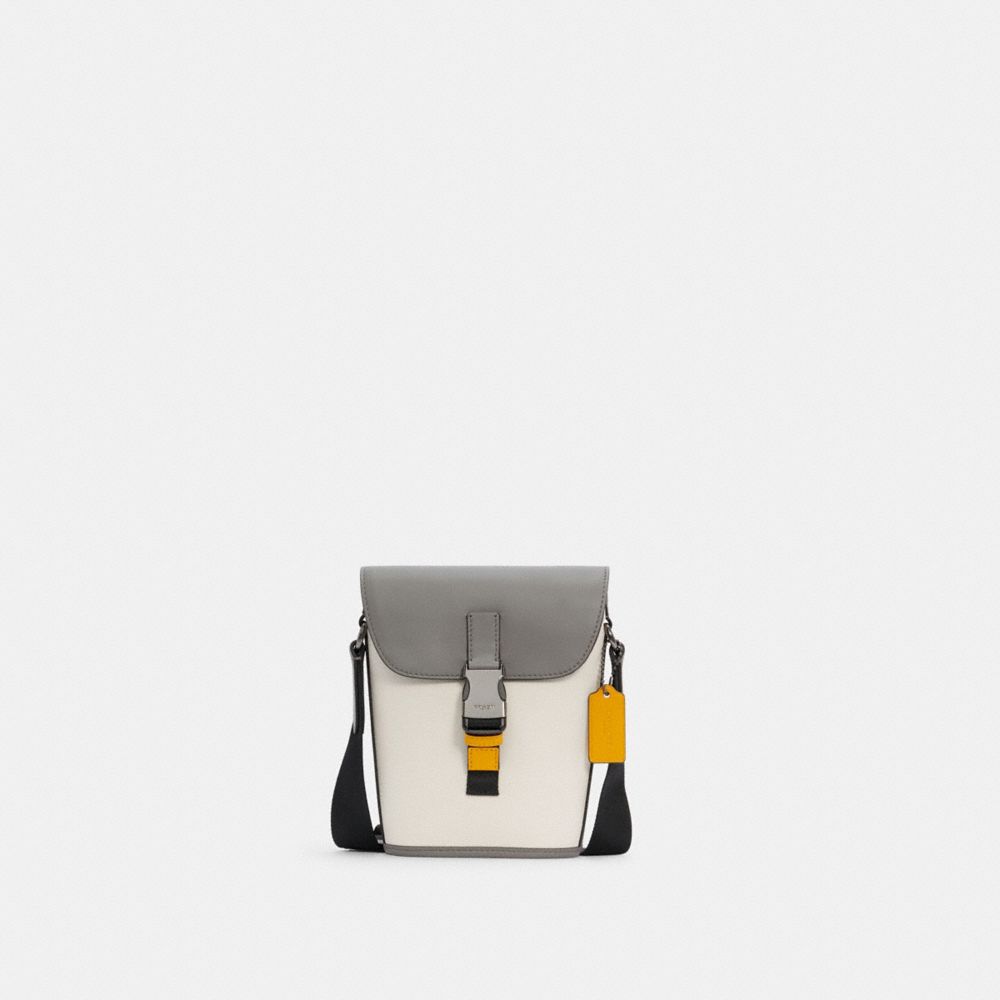 COACH TRACK SMALL FLAP CROSSBODY IN COLORBLOCK - QB/CHALK LIGHT GRAVEL MULTI - C4160