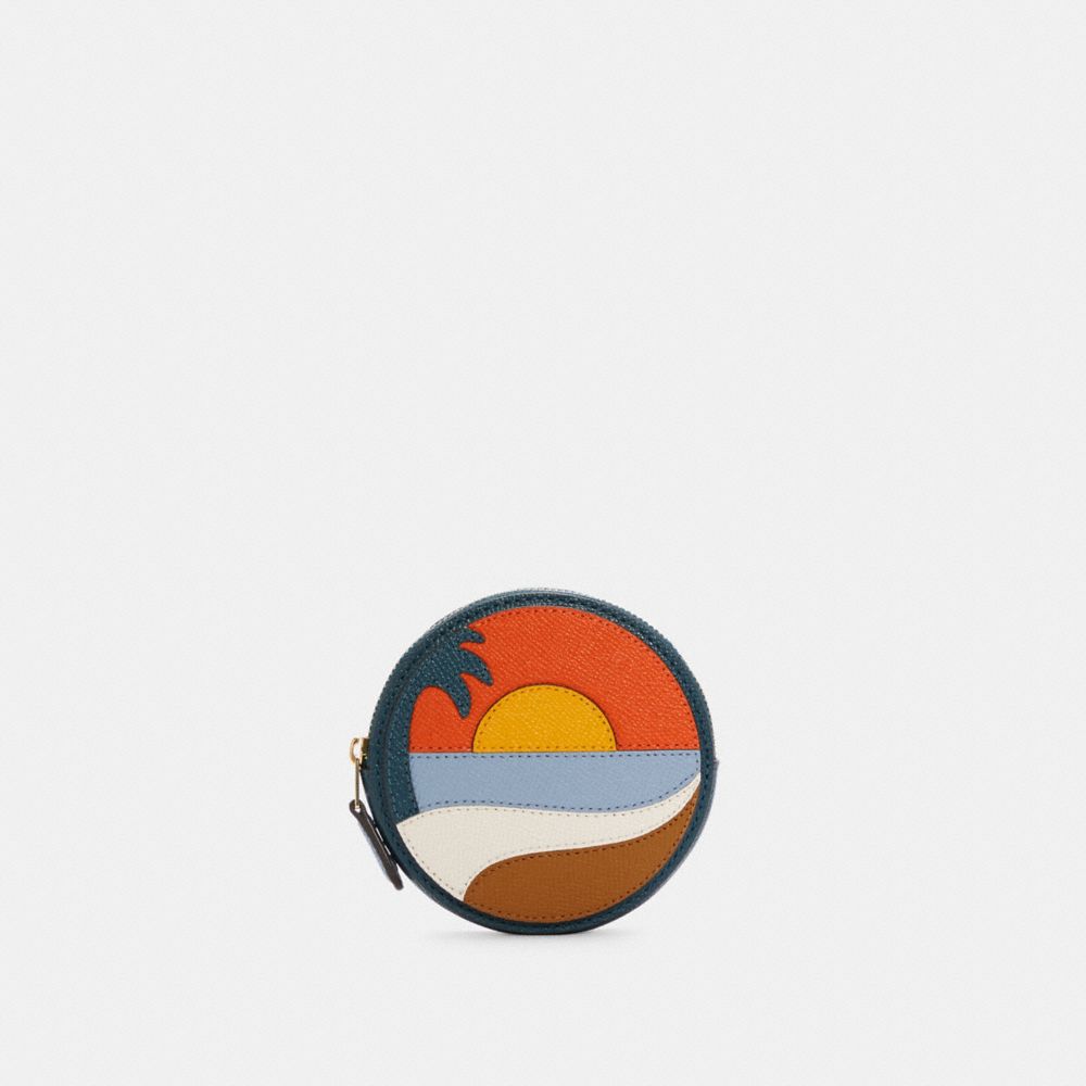 CIRCLE COIN CASE WITH BEACH POSTCARD - C4220 - IM/DARK ORANGE