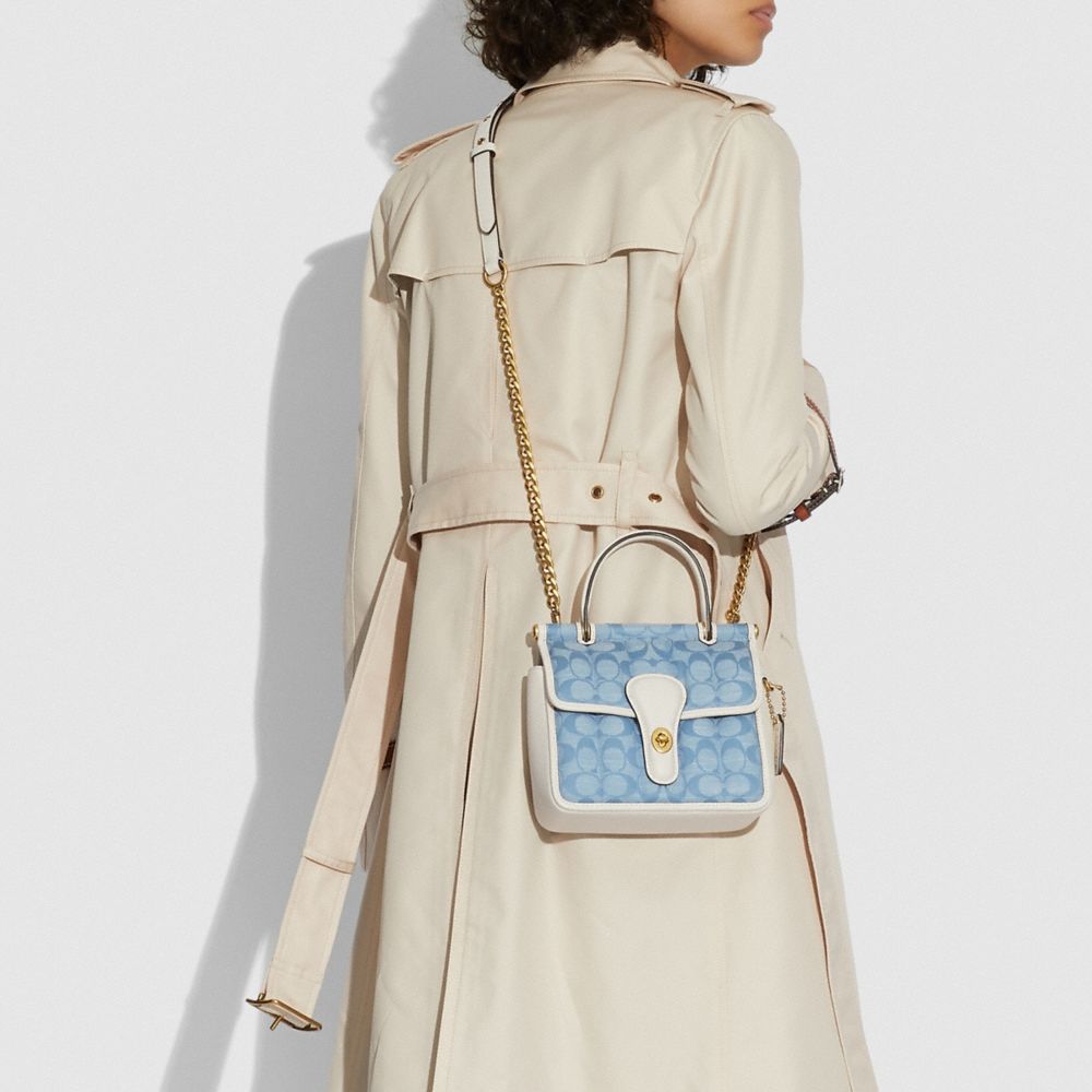 WILLIS TOP HANDLE 18 IN SIGNATURE CHAMBRAY WITH QUILTING