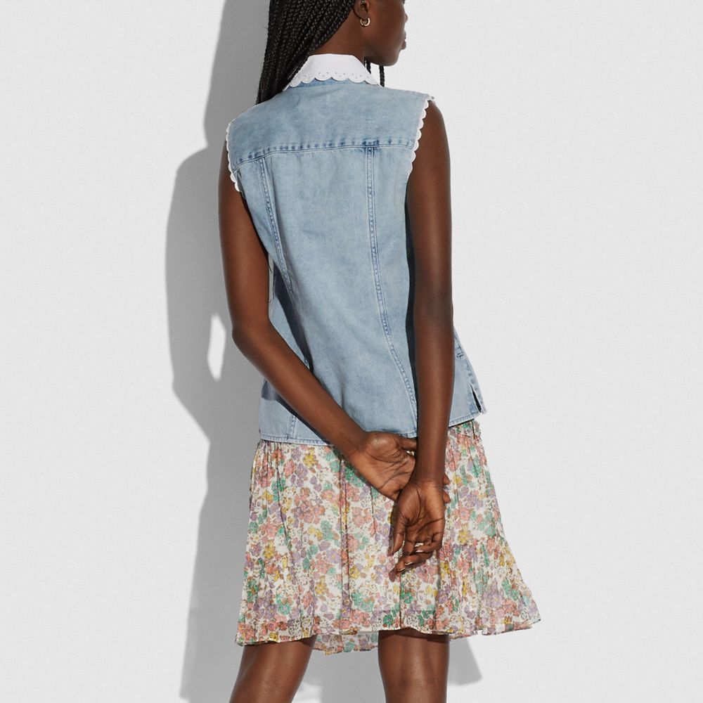 SLEEVELESS DENIM SHIRT
