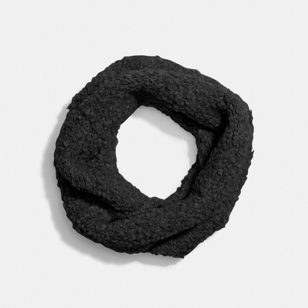 C5131 - Fleece Textured Snood Black