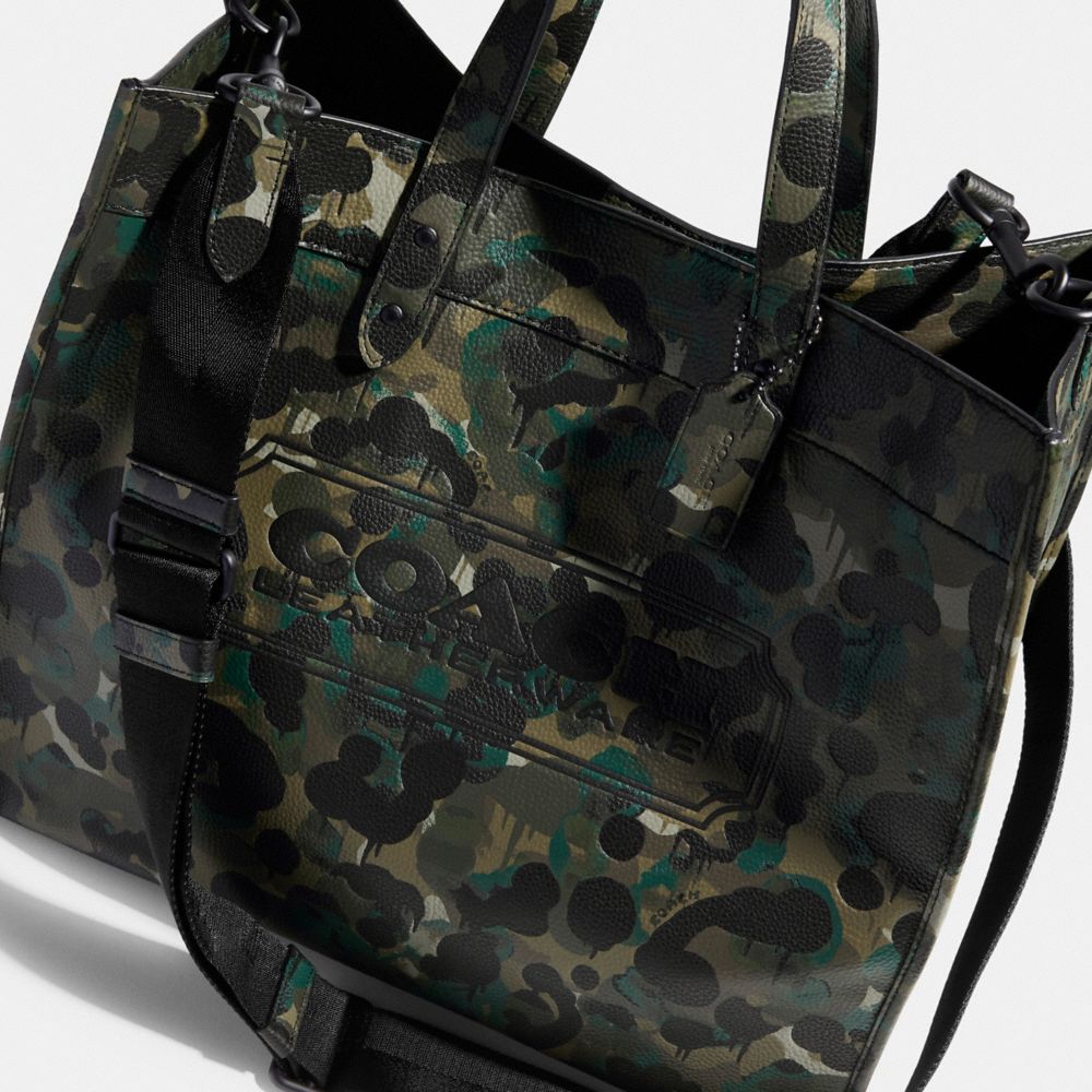 公式 Coach コーチ フィールド トート 40 ウィズ カモ プリント トートバッグ