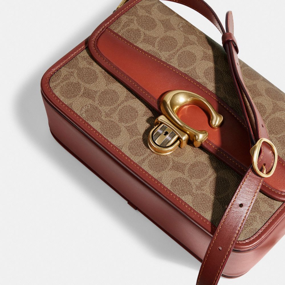 STUDIO 經典 SIGNATURE 帆布單肩手袋