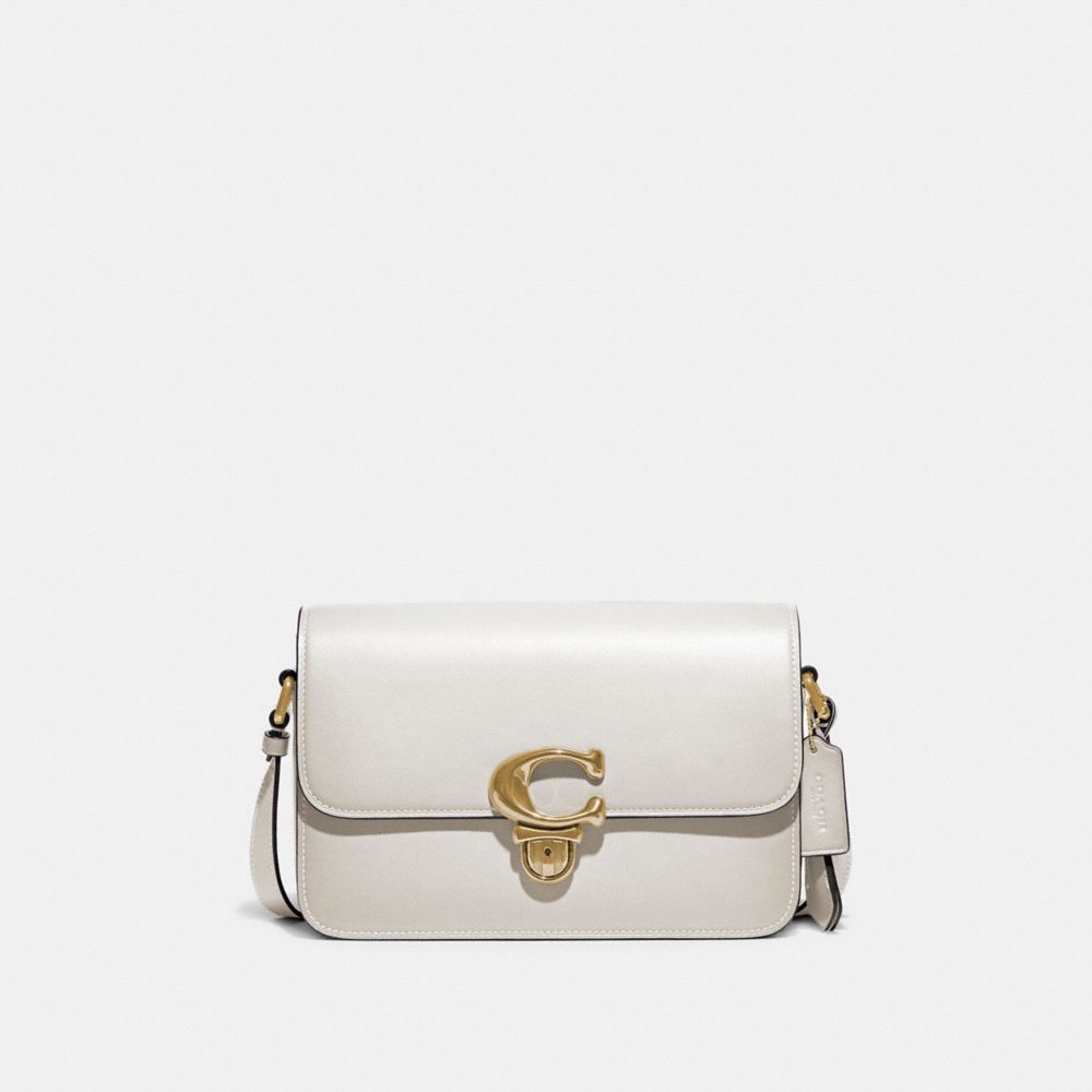 C6641 - Studio Shoulder Bag Brass/Chalk