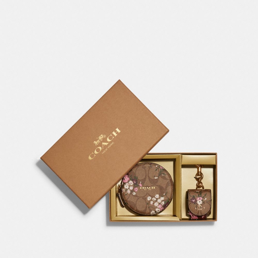 COACH Boxed Tech Organizer And Wireless Earbud Bag Charm Set In Signature Canvas With Evergreen Floral Print - GOLD/KHAKI MULTI - C7357